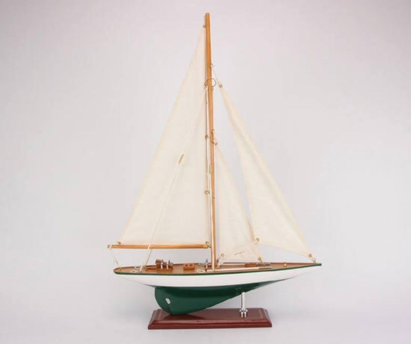 J-Class Yacht - Green/White Hull